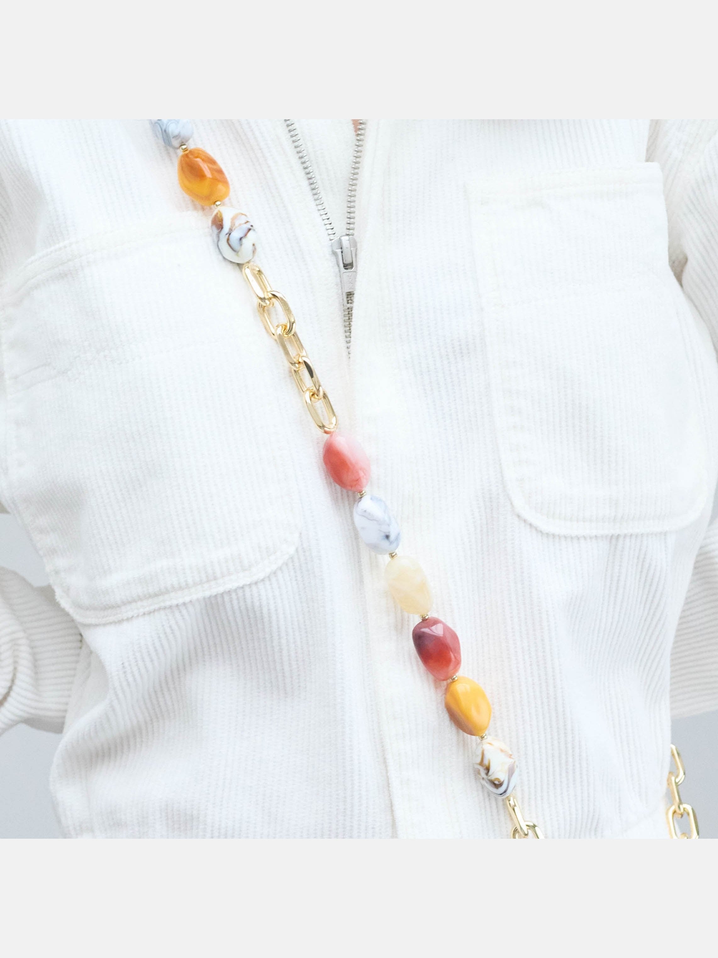 Powder Pink Case + Ava Coral Chain