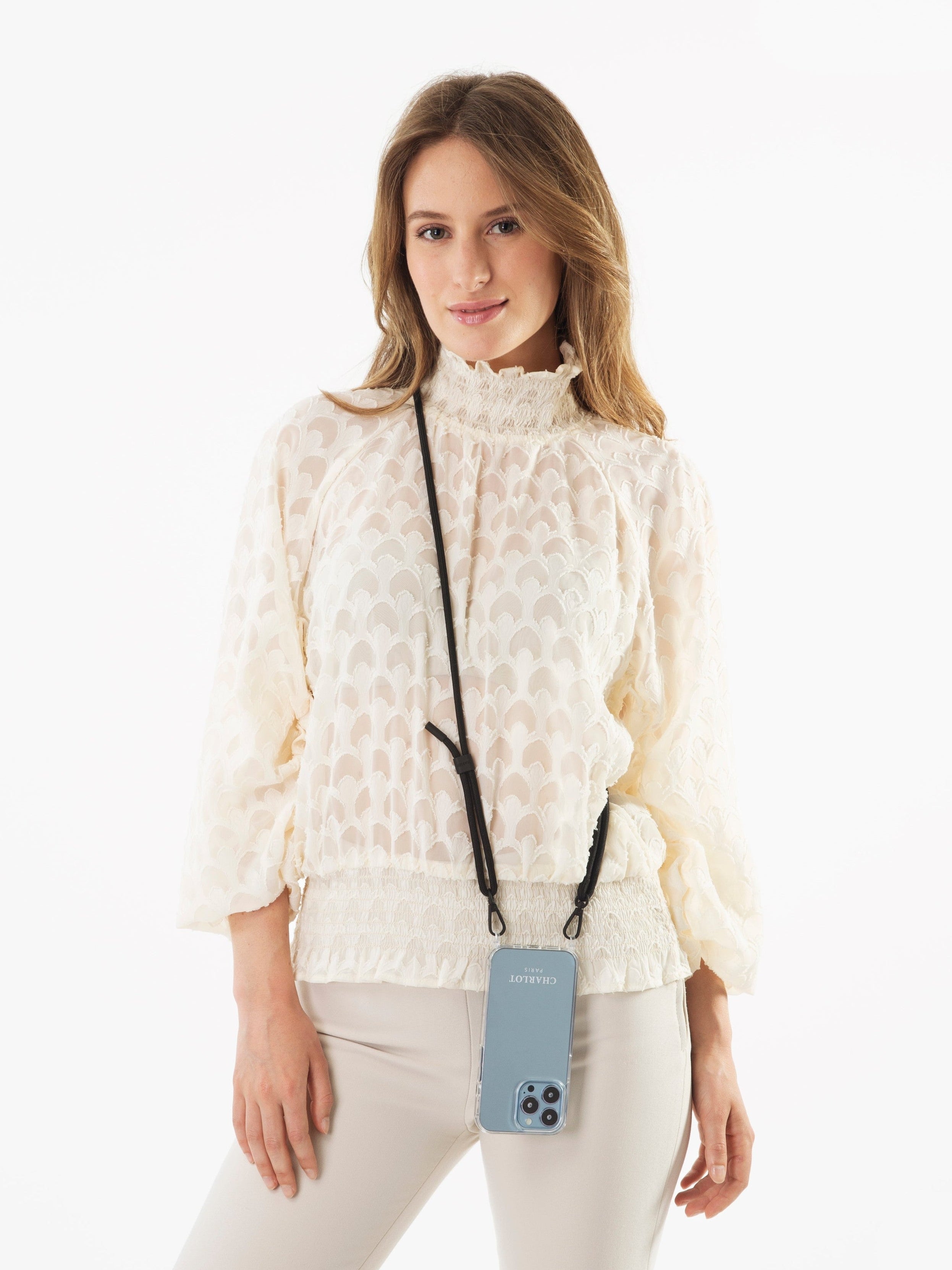 Coque Clear + Cordon Noir