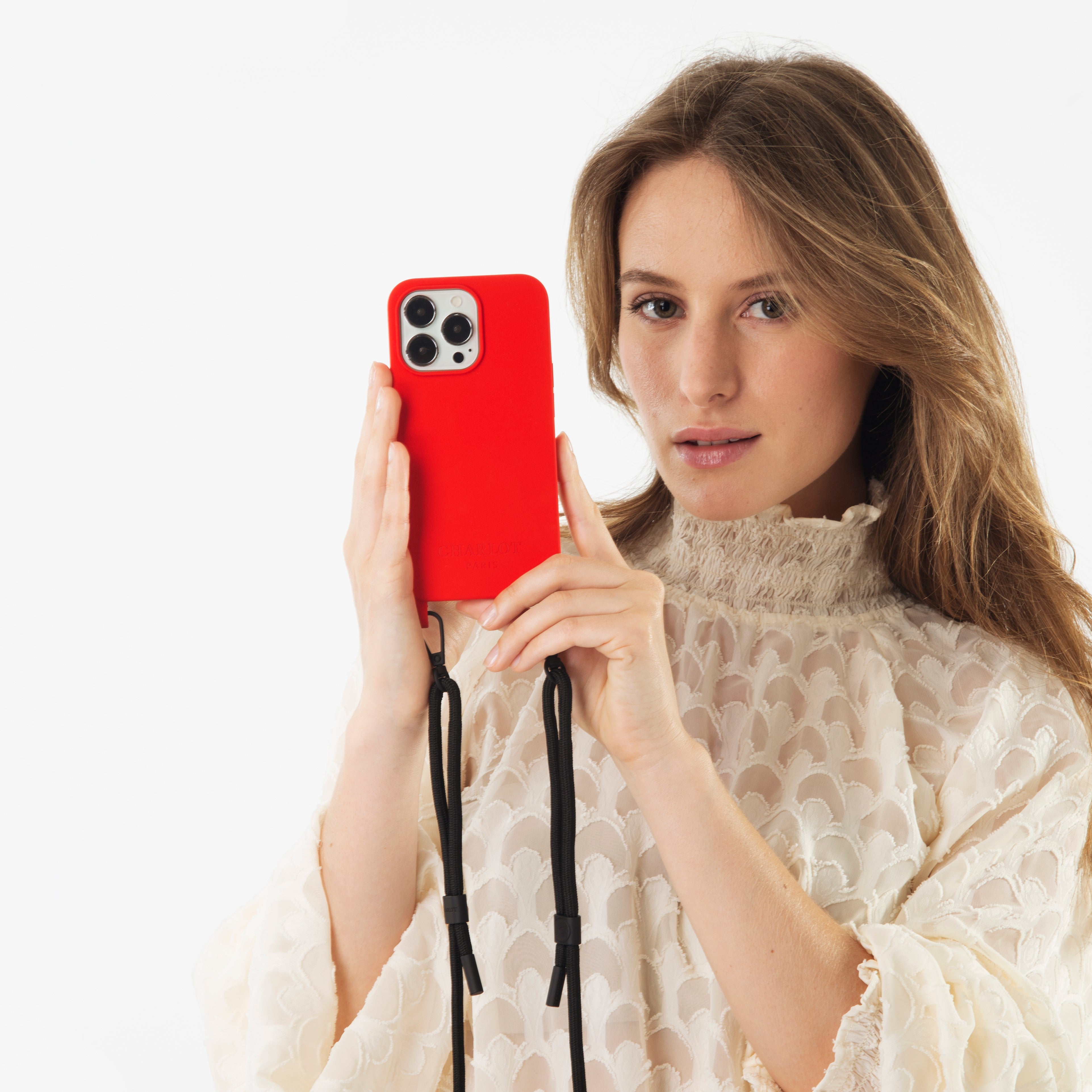 Coque Red + Cordon Noir