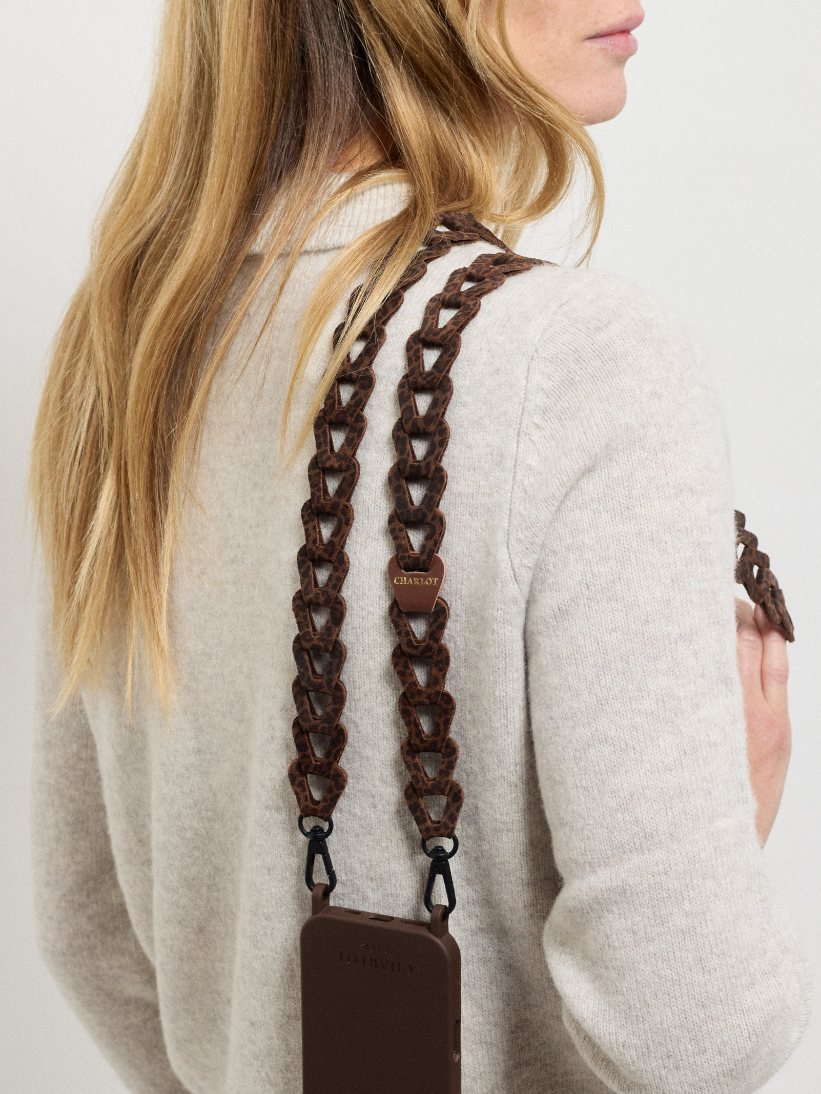 Coque Chocolat + Mel Cuir Long Léopard Foncé