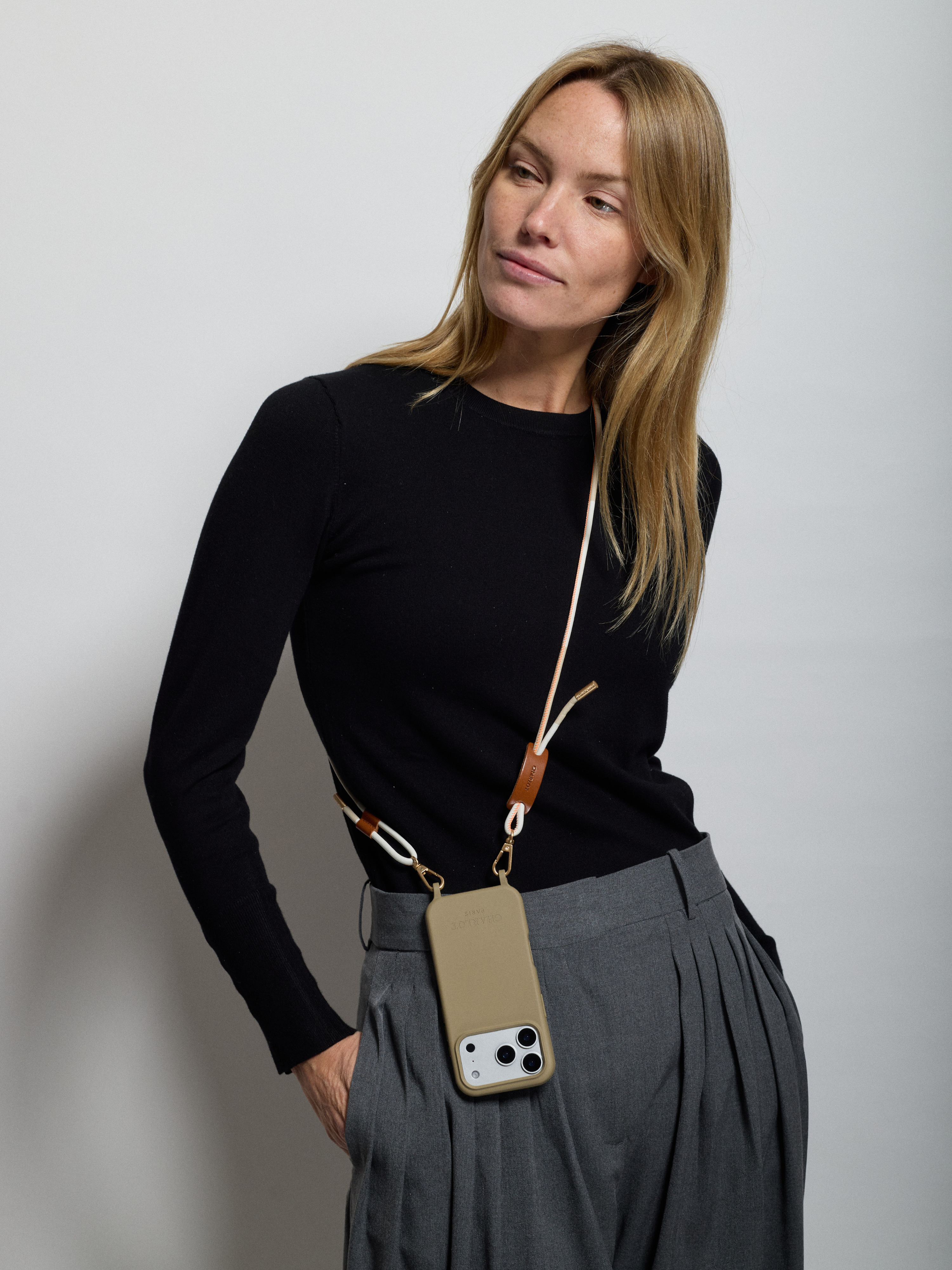 Taupe Shell + Noga Ginger Leather