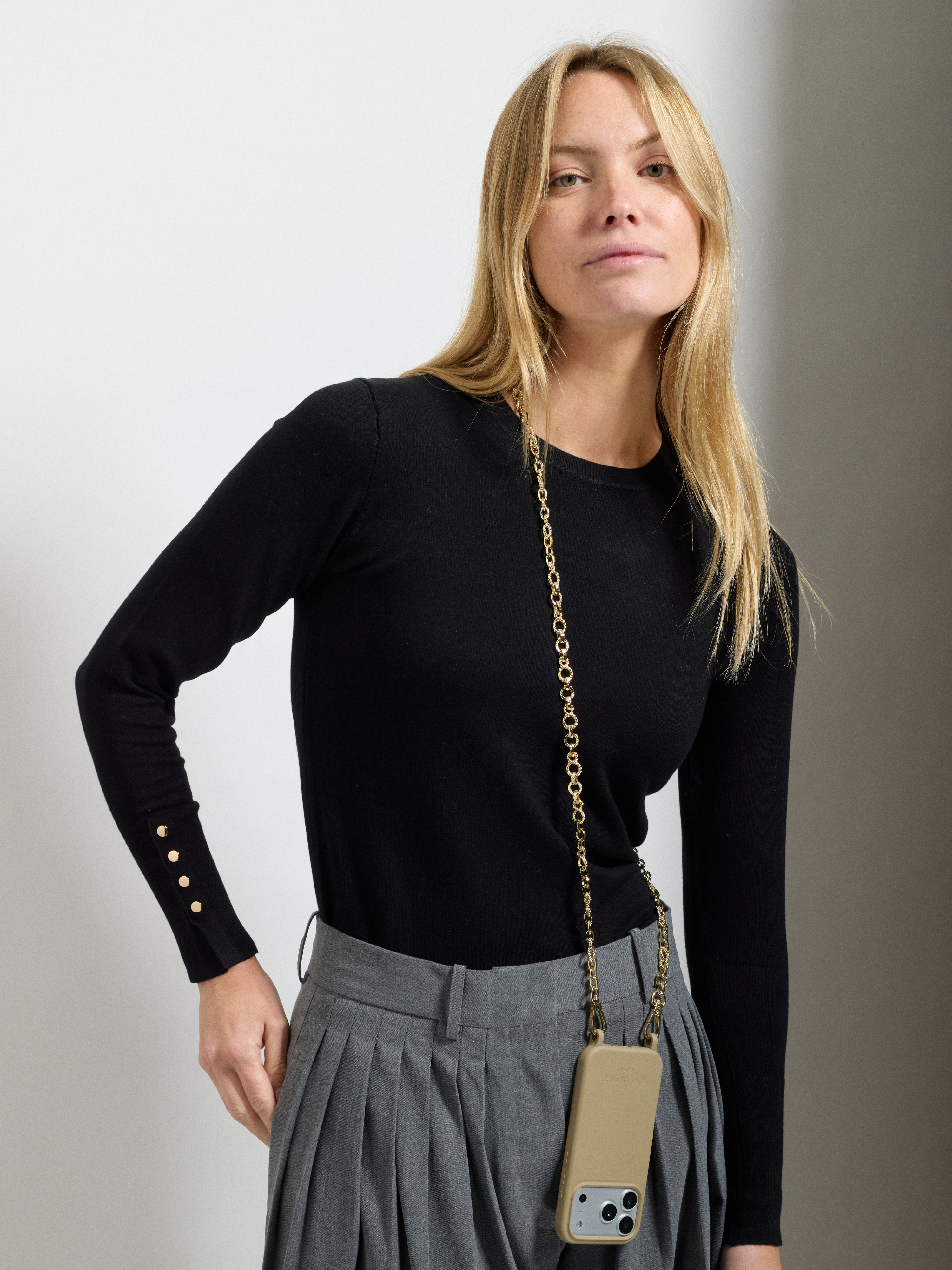 Coque Taupe + Chaîne Bianca Doré