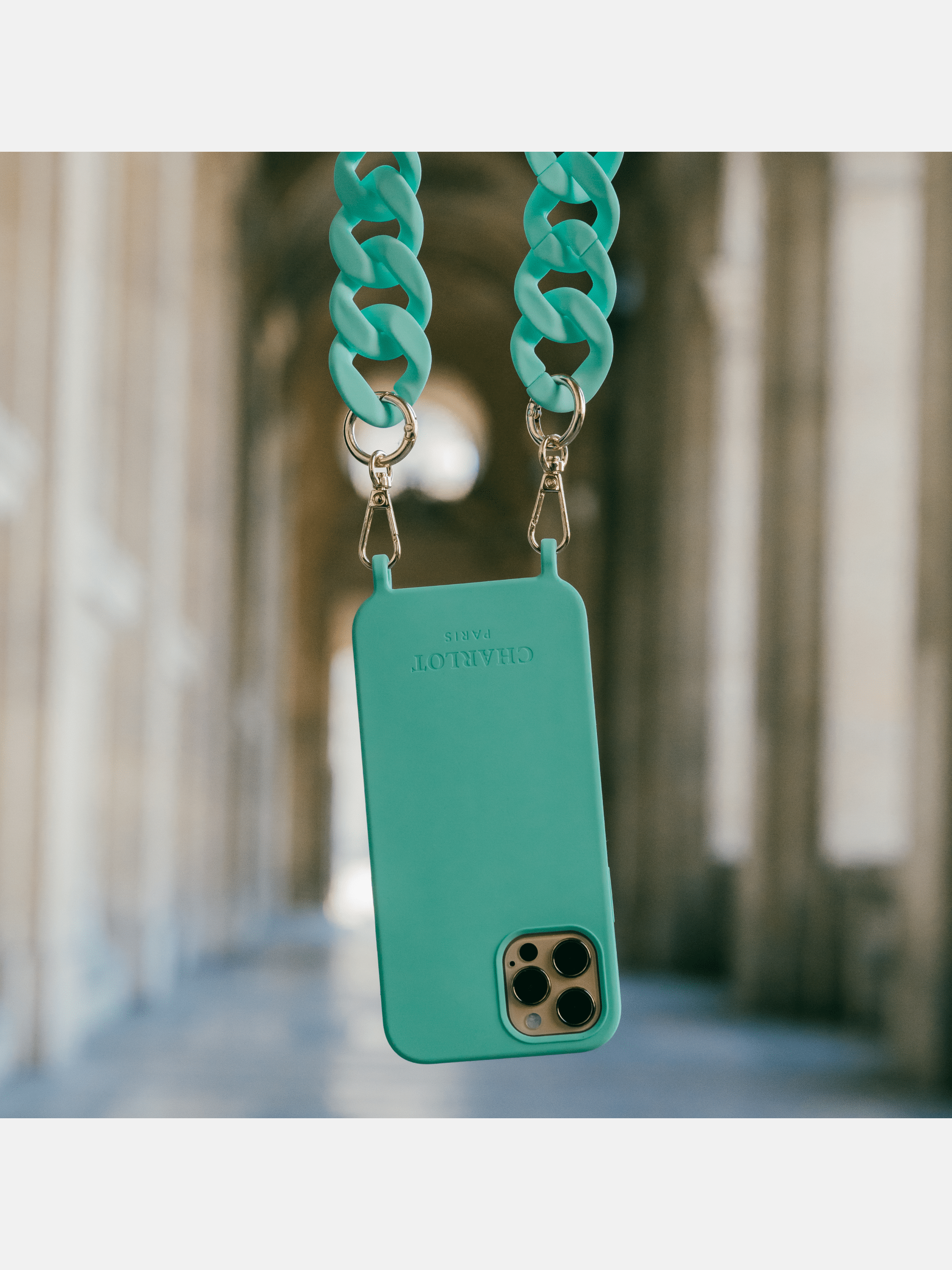 Mint Silicone Case + Ella Fine Chain