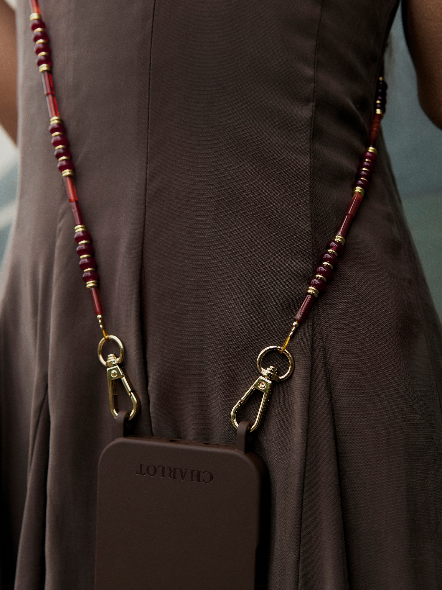 Coque Clear + Chaîne Romy Longue Ruby