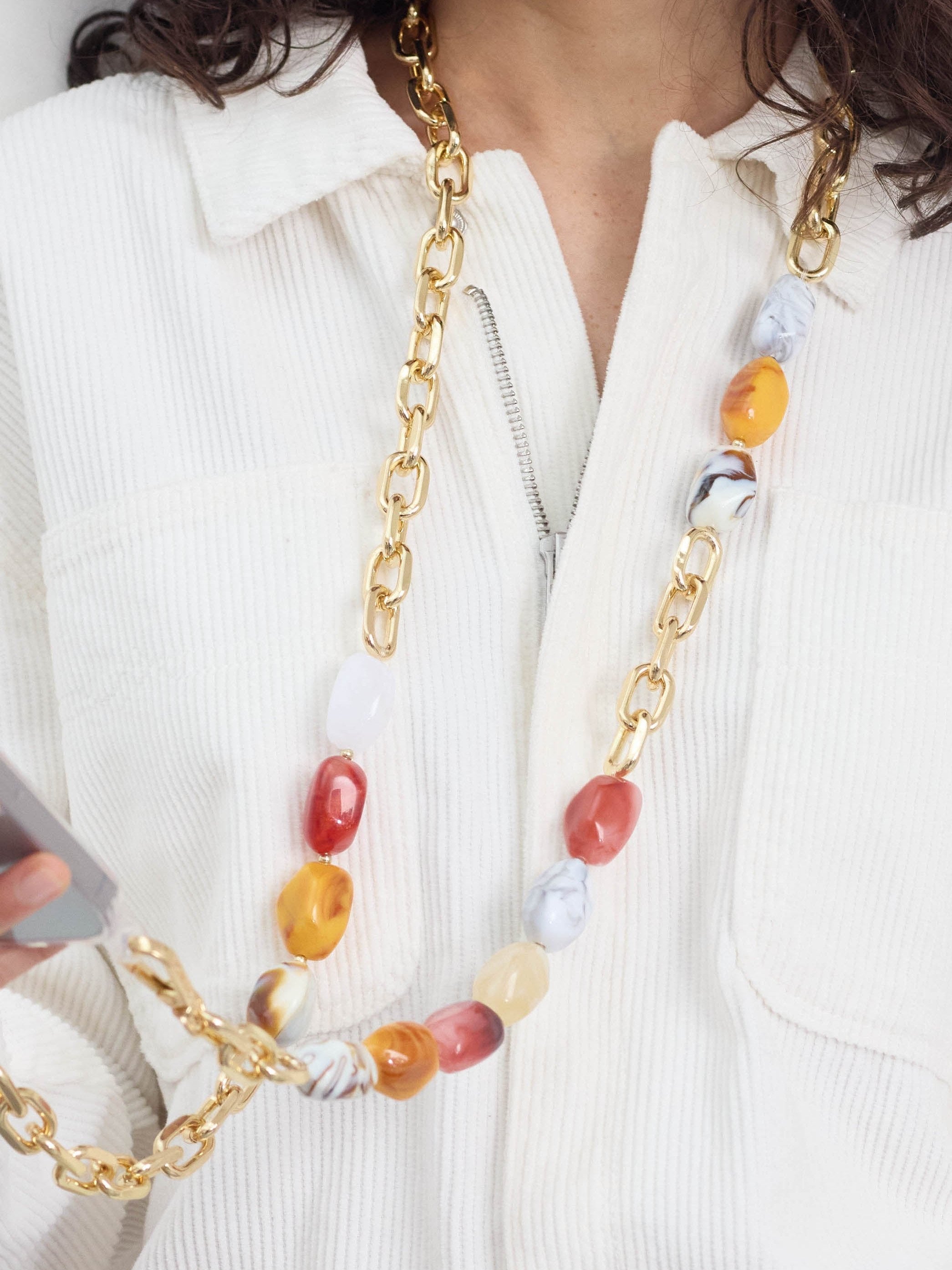 Powder Pink Case + Ava Coral Chain