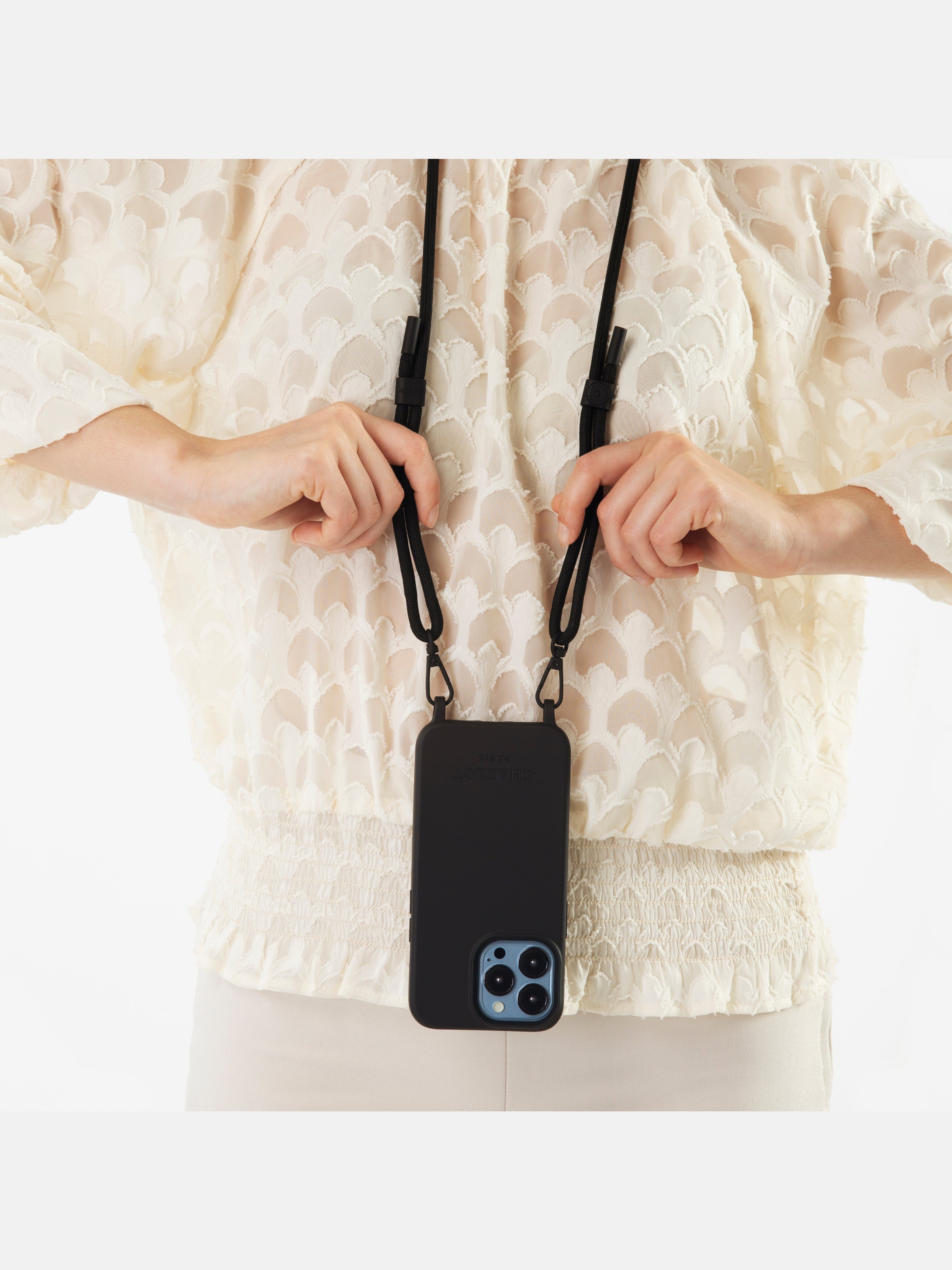 Coque + Cordon Noir