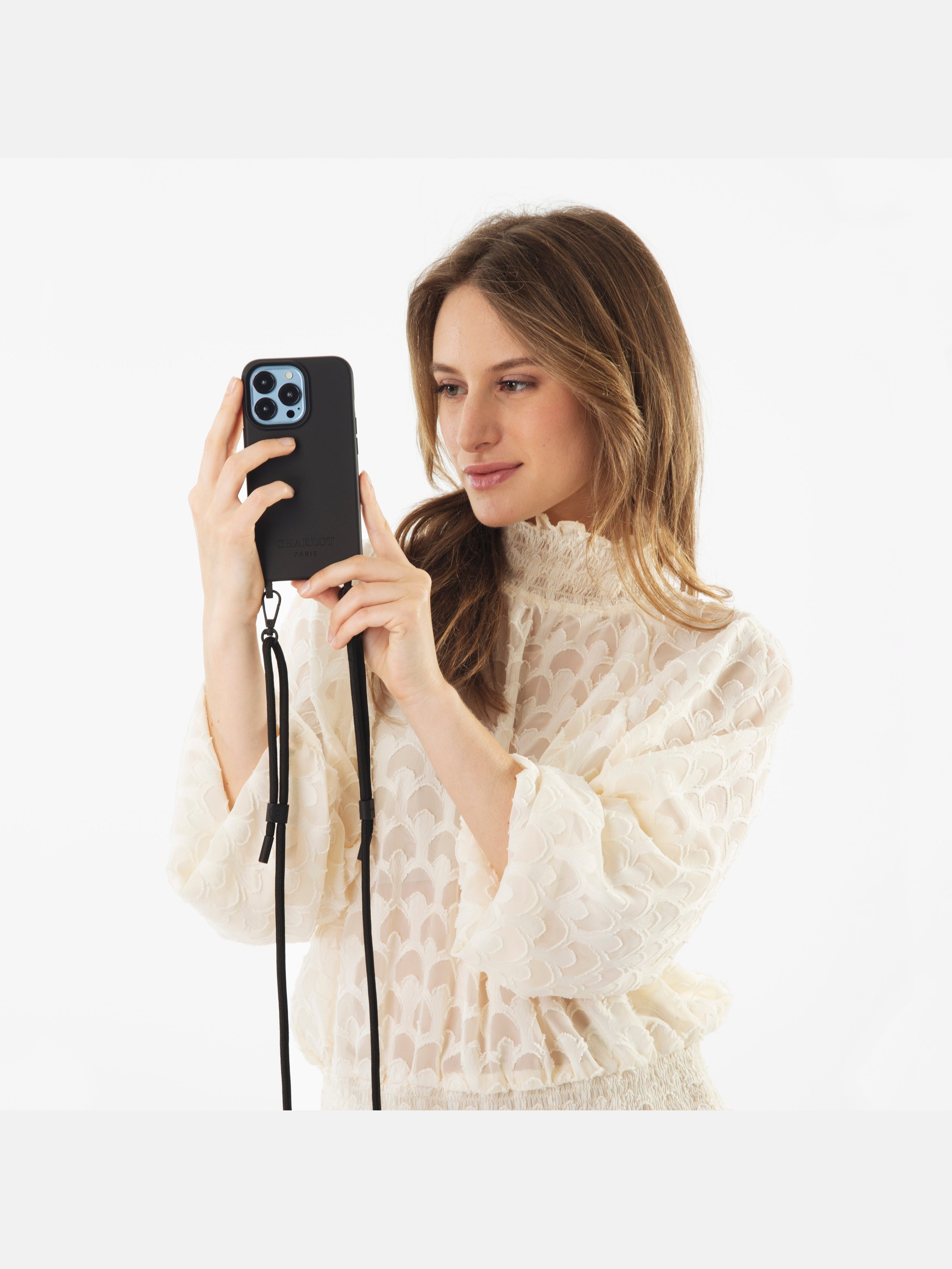 Coque + Cordon Noir