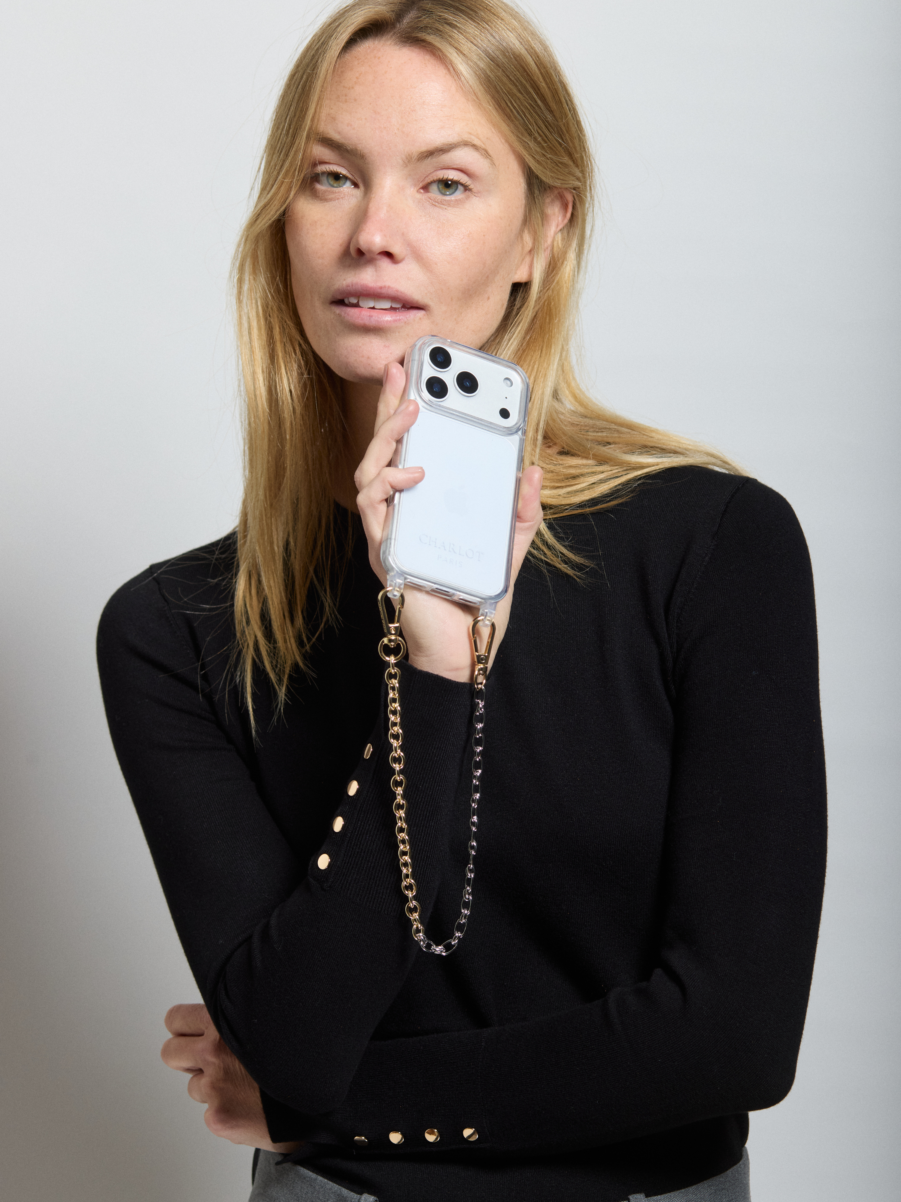 Coque Clear + Chaîne Julia Argent / Doré Courte